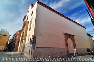 Sevilla, Portada cegada en la nave de la Epístola del templo