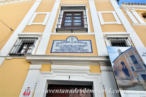 Sevilla, Entrada del Hospital del Pozo Santo