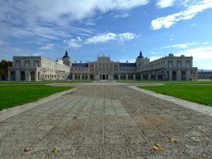 Tren de la Fresa y Aranjuez, Palacio Real de Aranjuez